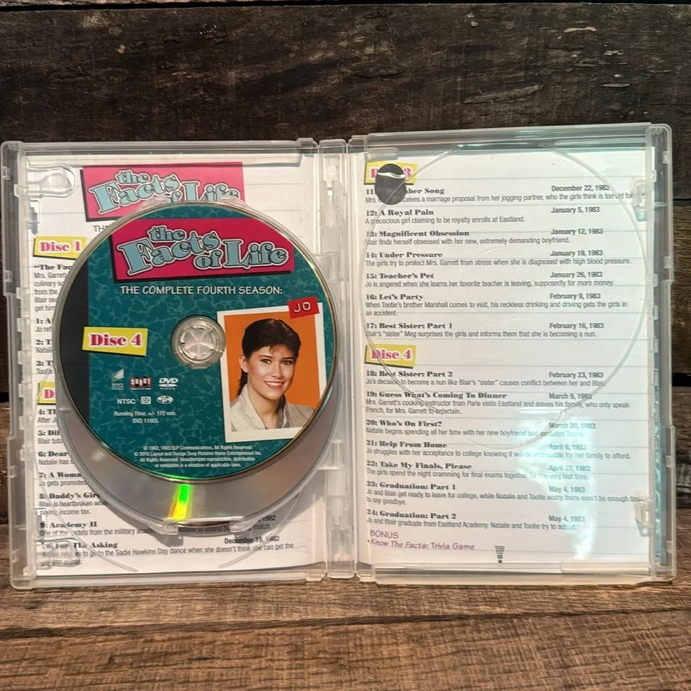💰BOGO FREE Facts of Life Season 4 DVD Set
